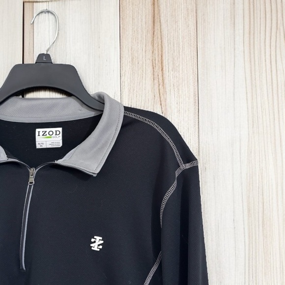 Izod Golf Men’s XL Black 1/4 Zip Pullover | Lightweight Athletic Activewear - Picture 3 of 4